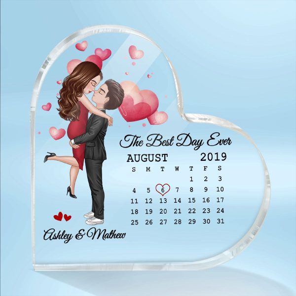 Calendar Couple Kissing Hugging Personalized Acrylic Heart Plaque - Anniversary Gift For Couple - Gift For Him Gift For Her Online - Image 2