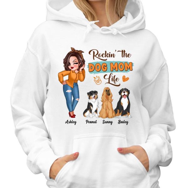 Rockin‘ The Dog Mom Life Pretty Woman & Cute Sitting Dog Personalized Shirt Fashion - Image 4