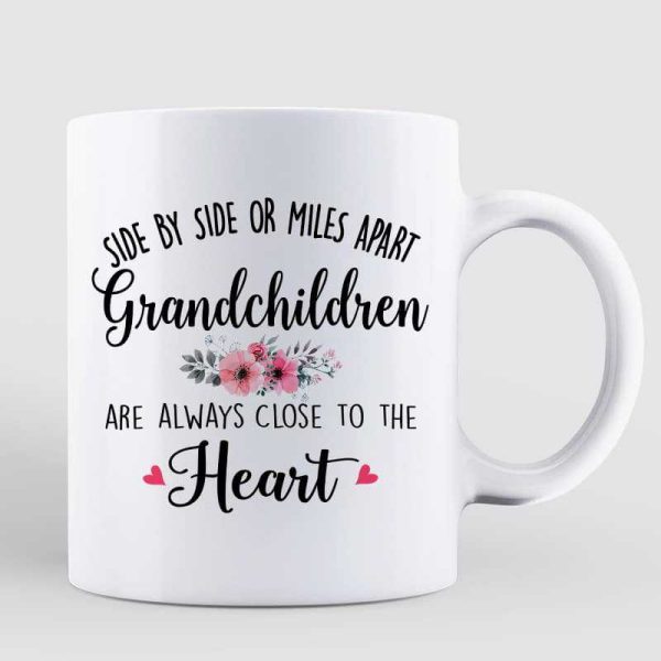 Grandkids Grandma Side By Side Family Personalized Mug Sale - Image 2