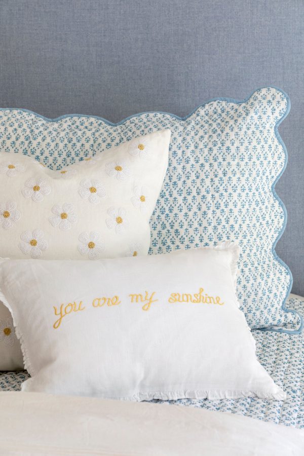 Daisy Embroidered Pillow Online now - Image 2